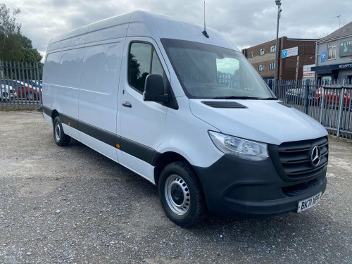 Mercedes-Benz Sprinter  2.0 315 CDI Progressive RWD L3 H2 Euro 6 (s/s) 5dr