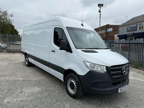Mercedes-Benz Sprinter  2.0 315 CDI Progressive RWD L3 H2 Euro 6 (s/s) 5dr
