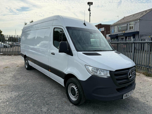 Mercedes-Benz Sprinter  2.0 315 CDI Progressive RWD L3 H2 Euro 6 (s/s) 5dr