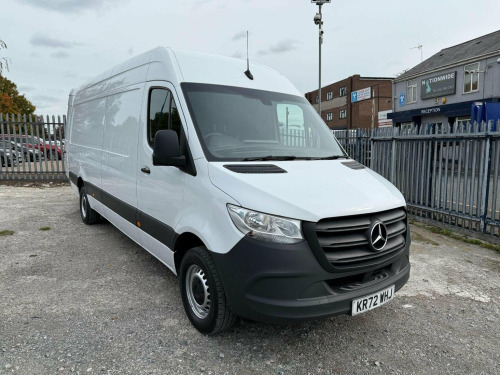 Mercedes-Benz Sprinter  2.0 315 CDI Progressive RWD L3 H2 Euro 6 (s/s) 5dr