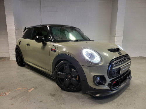 MINI Hatch  2.0 Cooper SD Auto 6Spd Euro 6 (s/s) 3dr