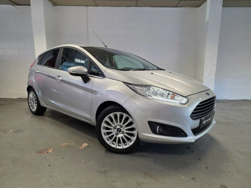 Ford Fiesta  1.6 Titanium Powershift Euro 5 5dr