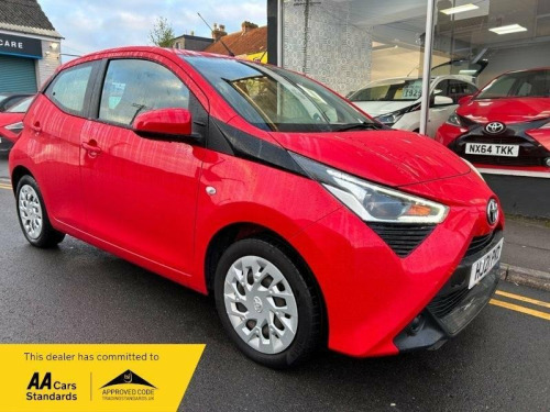 Toyota AYGO  1.0 VVT-i x-play Euro 6 5dr (Safety Sense)