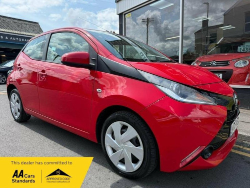 Toyota AYGO  1.0 VVT-i x-play Euro 5 5dr Euro 5
