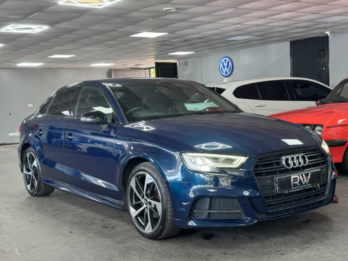 Audi A3  1.5 TFSI CoD 35 Black Edition S Tronic Euro 6 (s/s) 4dr