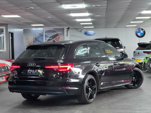 Audi A4 Avant  2.0 TDI S line Euro 6 (s/s) 5dr