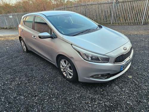 Kia ceed  1.6 CRDi EcoDynamics 2 Euro 5 (s/s) 5dr 