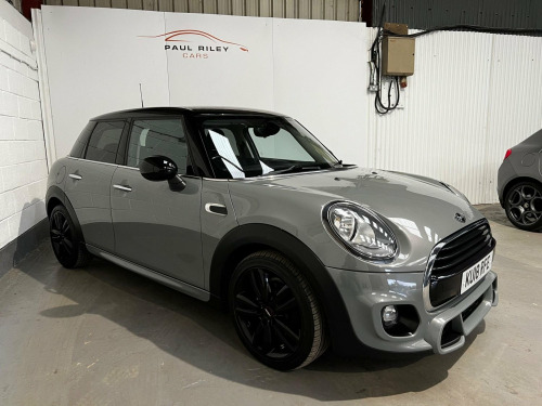 MINI Hatch  1.5 Cooper Steptronic Euro 6 (s/s) 5dr