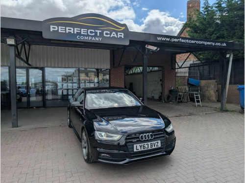 Audi A4  2.0 TDI Black Edition quattro Euro 5 (s/s) 4dr