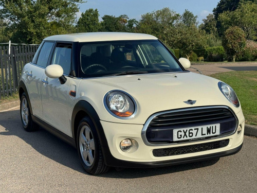 MINI Hatch  1.5 Cooper Euro 6 (s/s) 5dr