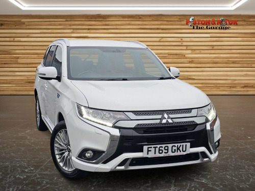 Mitsubishi Outlander  2.4h TwinMotor 13.8kWh Dynamic CVT 4WD Euro 6 (s/s) 5dr