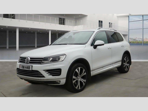 Volkswagen Touareg  3.0 TDI V6 BlueMotion Tech R-Line Tiptronic 4WD Euro 6 (s/s) 5dr