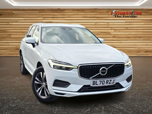 Volvo XC60  2.0 B4 MHEV Momentum Auto Euro 6 (s/s) 5dr