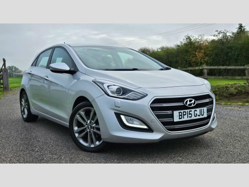 Hyundai i30  1.6 Premium Euro 6 5dr