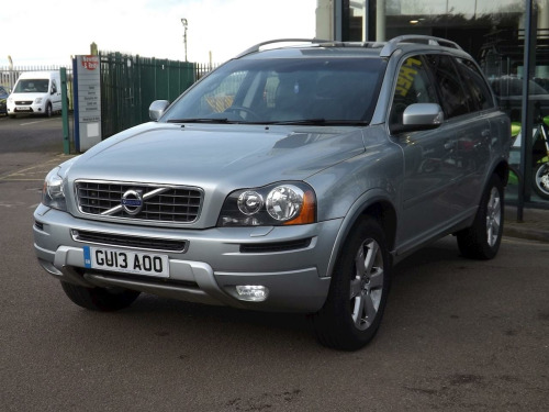 Volvo XC90  2.4 D5 SE Nav SUV 5dr Diesel Geartronic 4WD Euro 5 (200 ps)