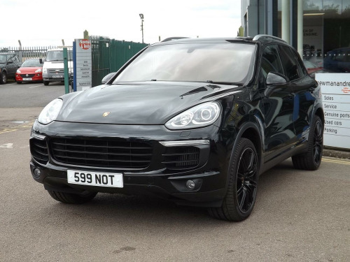 Porsche Cayenne  4.2 TD V8 S SUV 5dr Diesel TiptronicS 4WD Euro 5 (s/s) (385 ps)