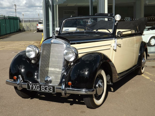 Mercedes-Benz CL-Class  Cabriolet 1.8 4dr Convertible Manual Petrol