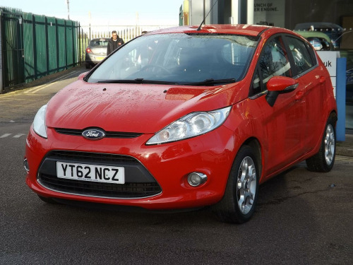 Ford Fiesta  1.4 Zetec Hatchback 5dr Petrol Automatic (154 g/km, 94 bhp)