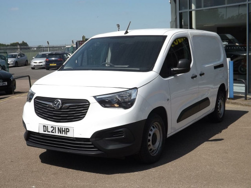 Vauxhall Combo  1.5 Turbo D 2300 Dynamic Panel Van 4dr Diesel Manual L2 H1 Euro 6 (100 ps)