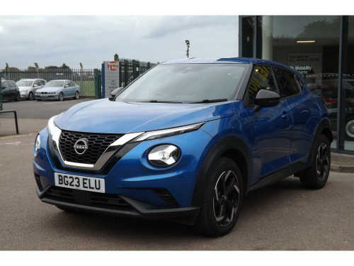 Nissan Juke  1.0 DIG-T N-Connecta SUV 5dr Petrol DCT Auto Euro 6 (s/s) (114 ps)