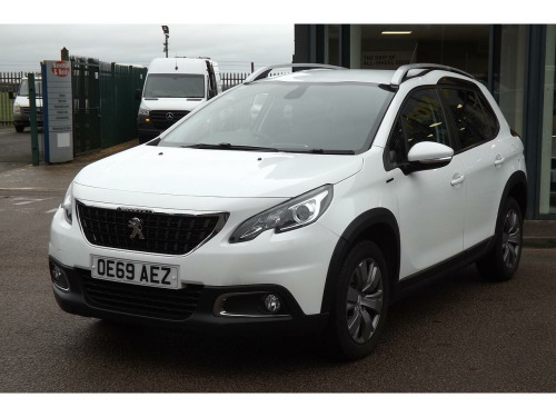 Peugeot 2008 Crossover  1.2 PureTech Signature SUV 5dr Petrol Manual Euro 6 (s/s) (110 ps) 
