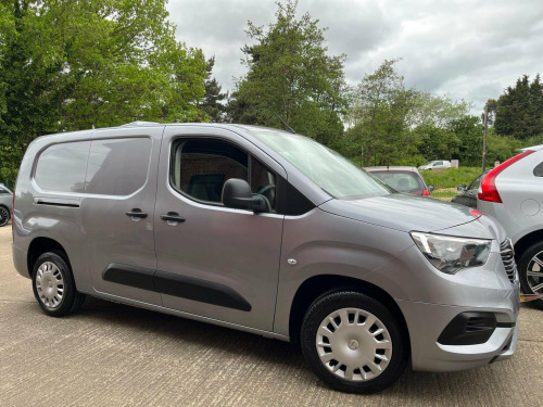 Vauxhall Combo  1.5 Turbo D 2300 Sportive L2 H1 Euro 6 (s/s) 4dr