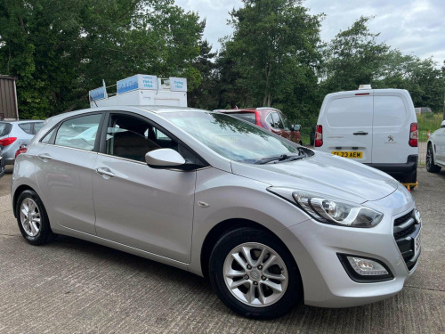 Hyundai i30  1.6 CRDi Blue Drive SE Euro 6 (s/s) 5dr