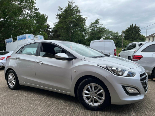 Hyundai i30  1.6 CRDi Blue Drive SE Euro 6 (s/s) 5dr