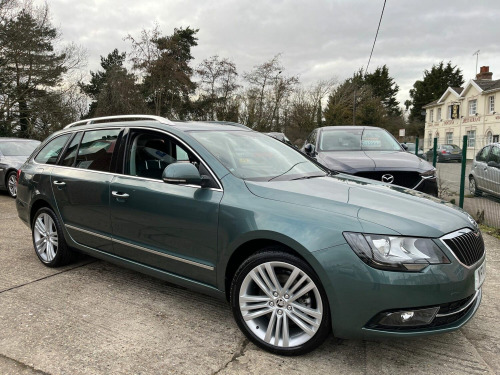 Skoda Superb  2.0 TDI Elegance DSG Euro 5 (s/s) 5dr