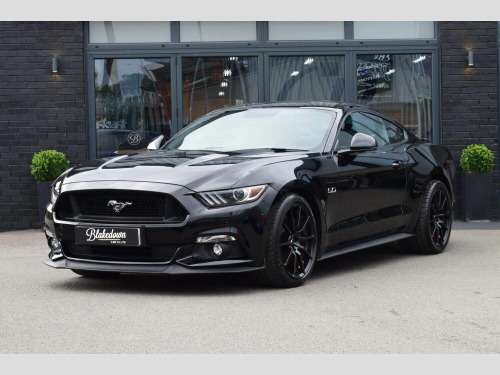 Ford Mustang  5.0 V8 GT Fastback 2dr
