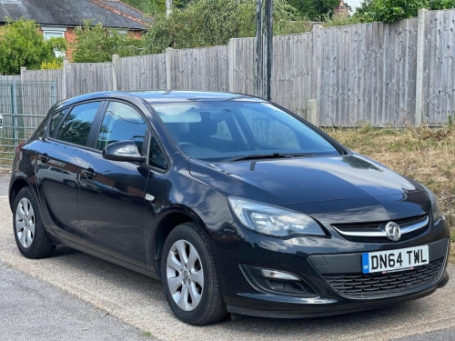 Vauxhall Astra  1.6 16v Design Euro 5 5dr