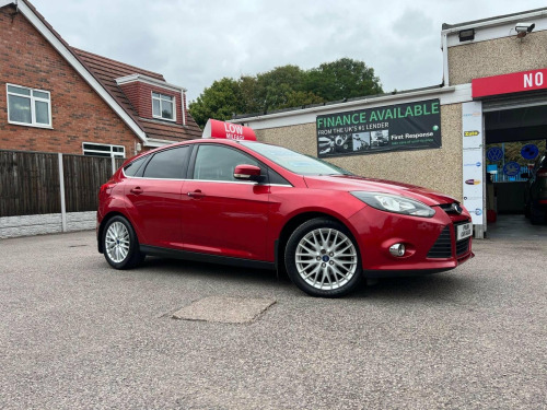 Ford Focus  1.6 Zetec Euro 5 5dr