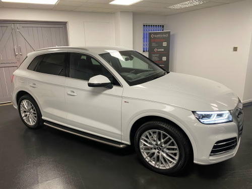 Audi Q5  2.0 TFSI S line S Tronic quattro Euro 6 (s/s) 5dr