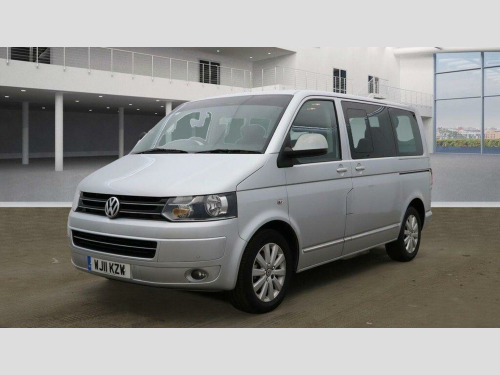 Volkswagen Caravelle  2.0 TDI Executive DSG Euro 5 5dr