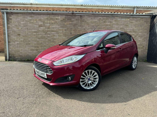 Ford Fiesta  1.5 TDCi Titanium Euro 5 5dr