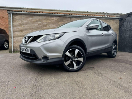 Nissan Qashqai  1.5 dCi N-Connecta Euro 6 (s/s) 5dr