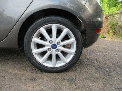 Ford Fiesta  1.0T EcoBoost Titanium X Euro 5 (s/s) 5dr