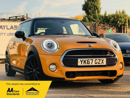 MINI Hatch  2.0 Cooper SD Auto Euro 6 (s/s) 3dr