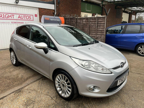 Ford Fiesta  1.4 Titanium 5dr