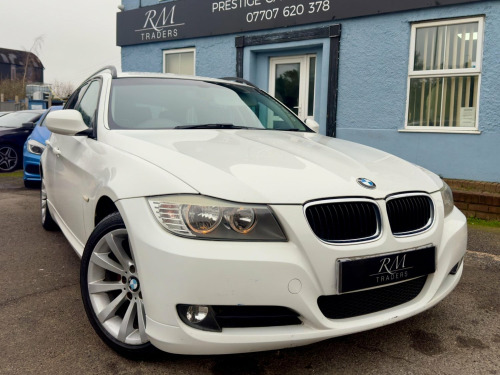 BMW 3 Series  2.0 318i SE Touring Steptronic Euro 5 5dr