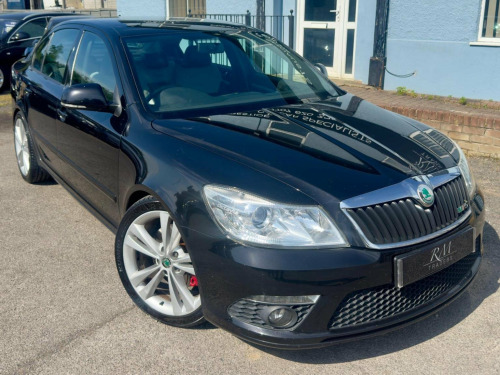 Skoda Octavia  2.0 TDI vRS DSG Euro 5 5dr