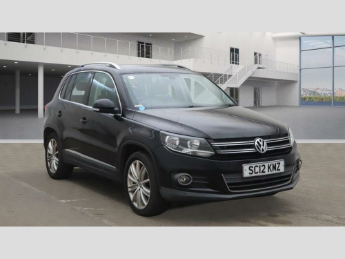 Volkswagen Tiguan  2.0 TDI BlueMotion Tech Sport DSG 4WD Euro 5 (s/s) 5dr