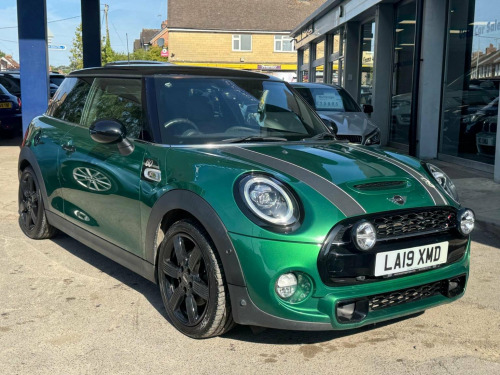 MINI Hatch  2.0 Cooper S 60 Years Edition Steptronic Euro 6 (s/s) 3dr