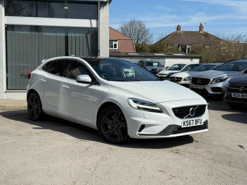 Volvo V40  2.0 D3 R-Design Pro Auto Euro 6 (s/s) 5dr