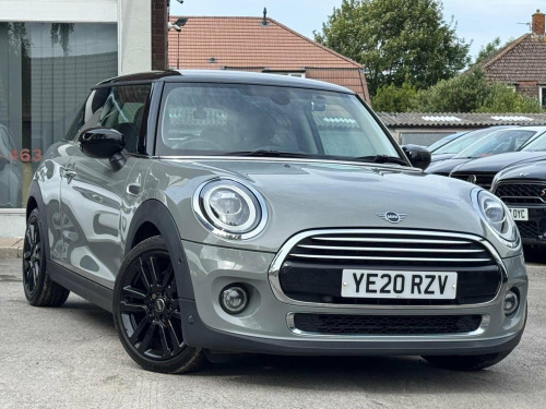 MINI Hatch  1.5 Cooper Exclusive Steptronic Euro 6 (s/s) 3dr