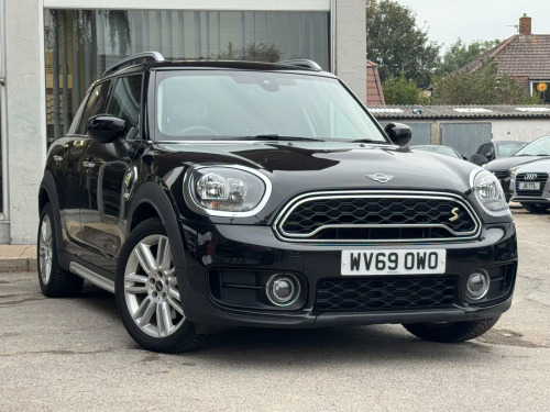 MINI Countryman  1.5 10kWh Cooper SE Exclusive Auto ALL4 Euro 6 (s/s) 5dr