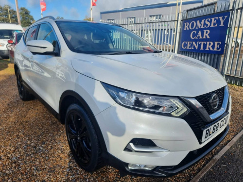 Nissan Qashqai  1.5 dCi N-Connecta Euro 6 (s/s) 5dr