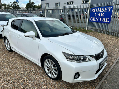 Lexus CT 200h  1.8 200h SE-L CVT Euro 5 (s/s) 5dr
