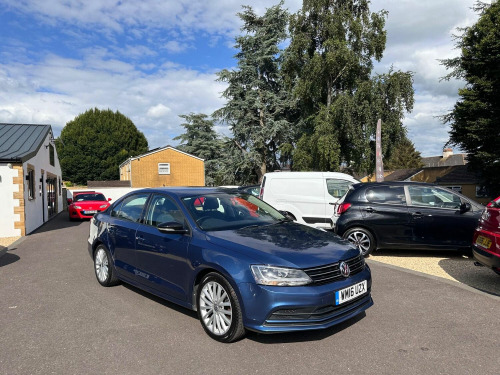 Volkswagen Jetta  2.0 TDI BlueMotion Tech SE DSG Euro 6 (s/s) 4dr