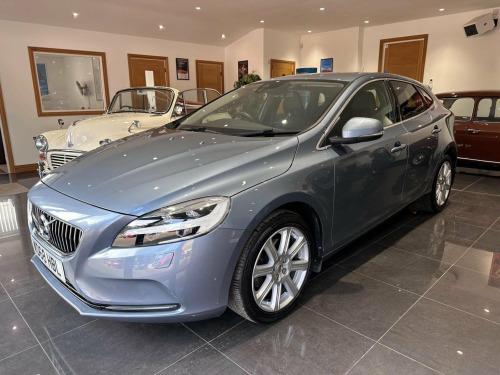 Volvo V40  2.0 T3 Inscription Euro 6 (s/s) 5dr